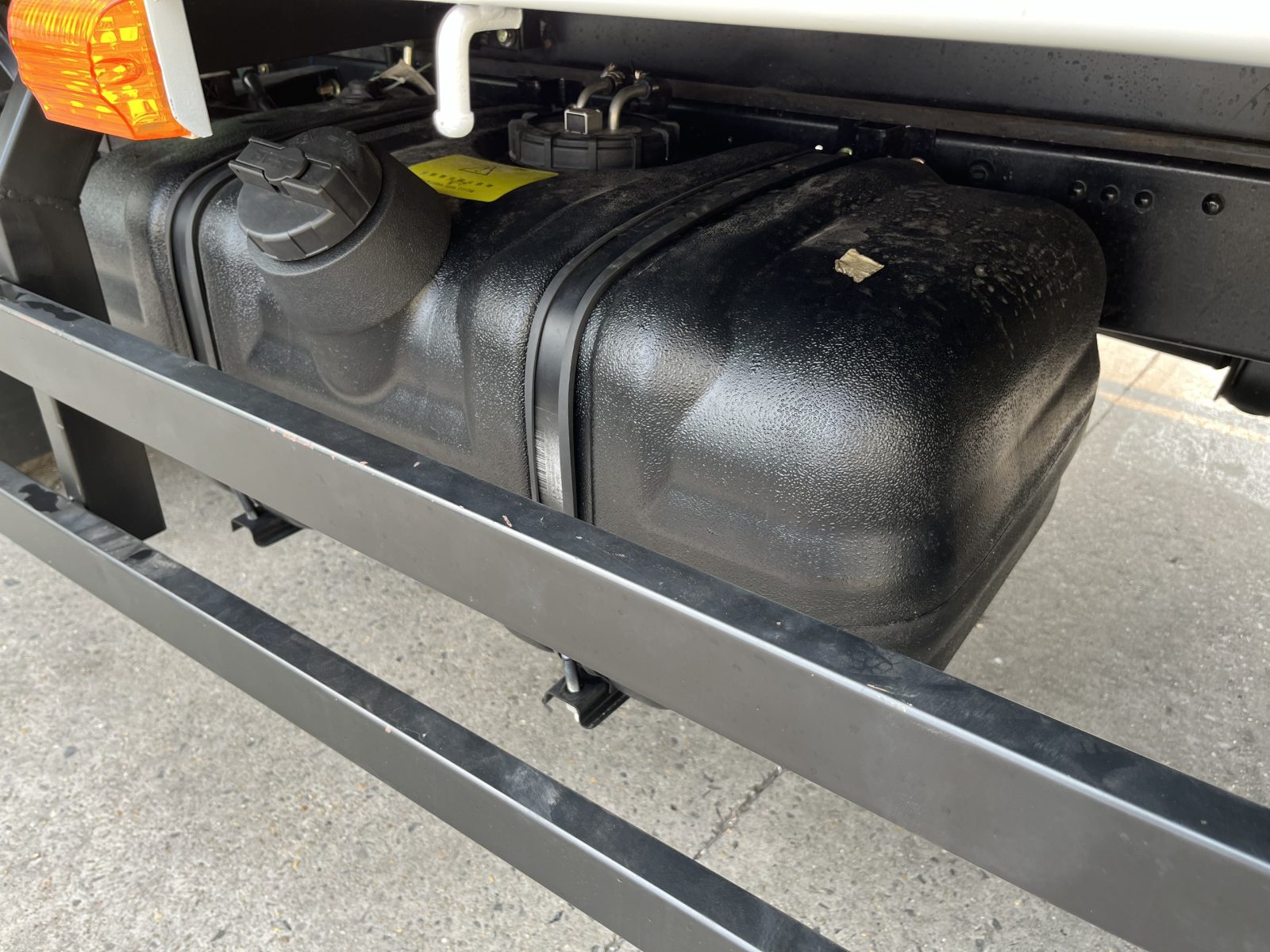 Bình nhiên liệu dung tích 80 lít